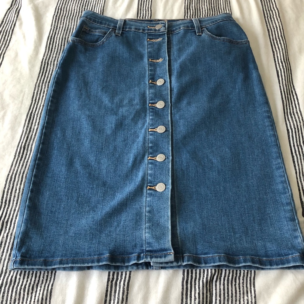 Levi’s Jean button down pencil skirt
